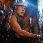 Sanctum 3D - Szenenbild 03 Josh (Rhys Wakefield ) sucht einen Ausweg