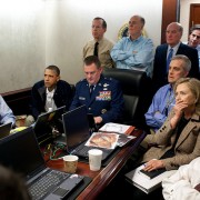 Live dabei: Barack Obama verfolgt Osama bin Laden-Militäreinsatz digital
